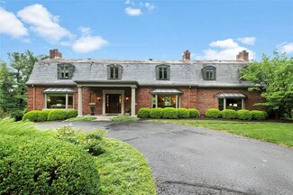 120 Millview Dr, Pittsburgh, PA 15238