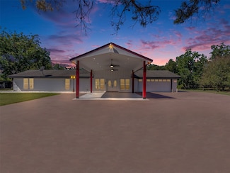 36219 County Line Rd S, Brookshire, TX 77423