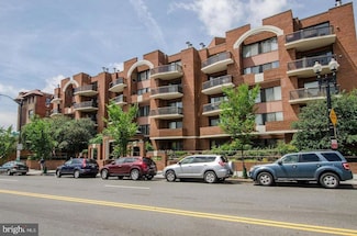 2320 Wisconsin Ave NW Unit 206, Washington, DC 20007
