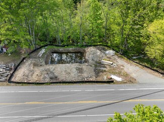 335 Raymond Rd, Chester, NH 03036