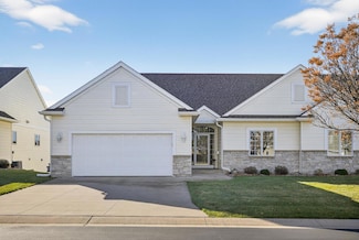 2280 Coral Ct NE, Rochester, MN 55906