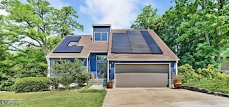 4 Michael Ln, High Bridge, NJ 08829