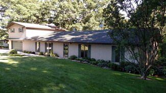 W9340 Delaney Ln, Elroy, WI 53929