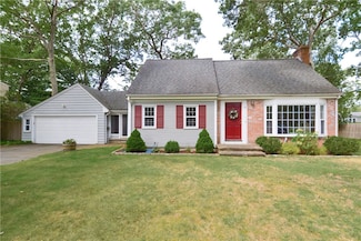 6 Indigo Rd, Barrington, RI 02806