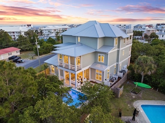 240 Lakeview Dr, Santa Rosa Beach, FL 32459