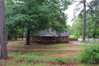 23 Hillside Dr, Butler, GA 31006