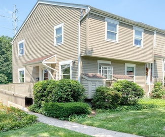 1 Putting Green Path, Southington, CT 06489