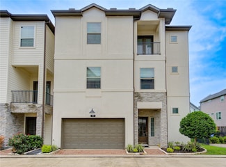 10918 Brookeshire Chase Ln, Houston, TX 77043