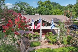 1652 Sylvan Ave, Dallas, TX 75208