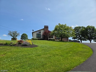 22 Kappus Rd, Milford, NJ 08848