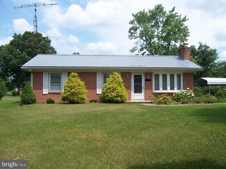 327 Audrey Ln, Inwood, WV 25428