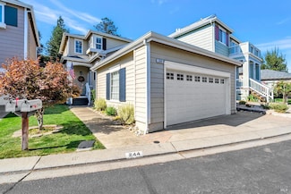244 Mcnear Cir, Petaluma, CA 94952