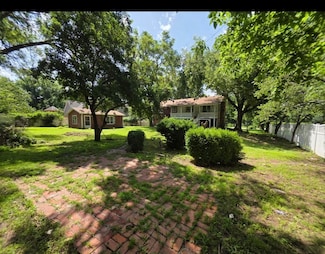 424 Arbor View Dr, Belle Plaine, KS 67013