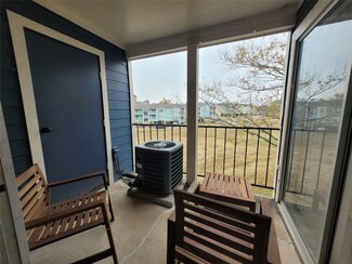 18519 Egret Bay Blvd Unit 1716, Houston, TX 77058