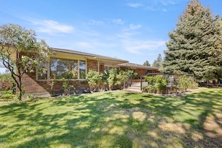 1550 SW Quartz Ave, Redmond, OR 97756