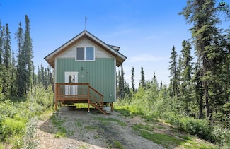 399 Hawk Eye Downs Dr, Fairbanks, AK 99712