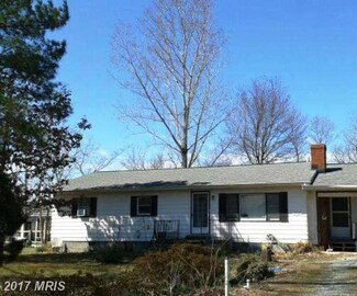 8525 Sunset Ln, Broomes Island, MD 20615