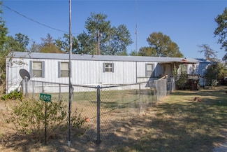 105 Hilltop Ct, Somerville, TX 77879