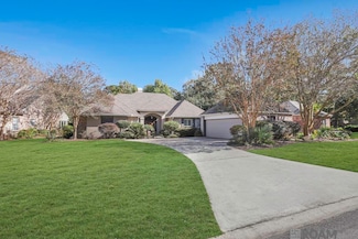5741 Lake Shadow Dr, Baton Rouge, LA 70817