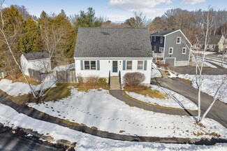 50 Racine Ave, Portland, ME 04103