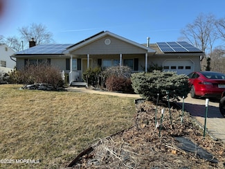 6 Maple Ave, Matawan, NJ 07747