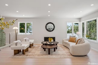 161 Dalewood Way, San Francisco, CA 94127