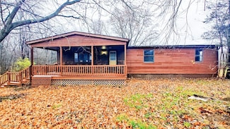 13885 Beard Rd, New Springfield, OH 44443