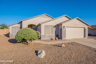 8316 N Pink Pearl Way, Tucson, AZ 85741