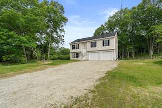 149 Moxley Rd, Montville, CT 06382