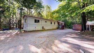 121 Maxwell Rd, Sabattus, ME 04280