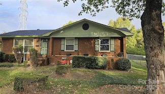 1245 Pondella Dr, Charlotte, NC 28213