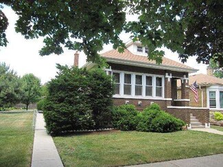 2520 Keystone Ave, Riverside, IL 60546