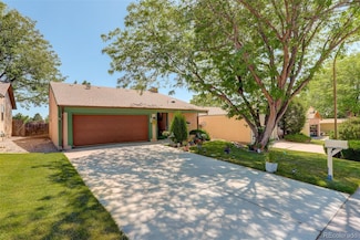 27 Terrace Dr, Pueblo, CO 81001