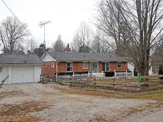 635 Meadville Rd, Davisville, WV 26142