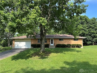2139 Marcia Dr, Bellbrook, OH 45305
