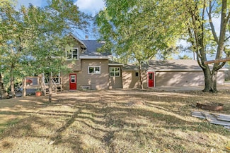 142 11th Ave N, Waite Park, MN 56387