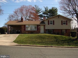 6404 Summerhill Rd, Temple Hills, MD 20748
