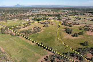 580 SW 67th St, Redmond, OR 97756