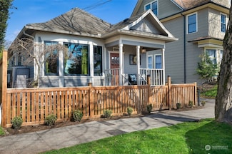 2010 E Cherry St, Seattle, WA 98122