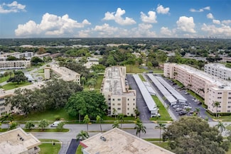 5705 80th St N Unit 207, Saint Petersburg, FL 33709