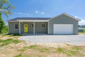 303 Doe Creek Dr, Cloverdale, IN 46120