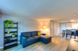 26 Mildred Ave, Worcester, MA 01603