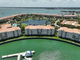 13 Harbour Isle Dr W Unit 206, Fort Pierce, FL 34949