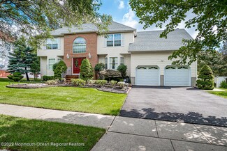 17 Saint Peter Dr, South Amboy, NJ 08879