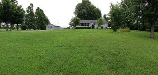 2074 Needmore Rd, Calvert City, KY 42029