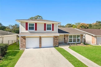 312 Westmeade Dr, Gretna, LA 70056