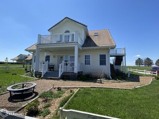 1812 Ganapati Ct, Fairfield, IA 52556