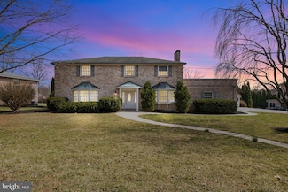 2255 Dandridge Dr, York, PA 17403