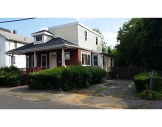 25 Standish Rd, Revere, MA 02151