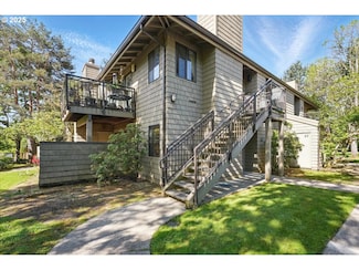 63 Galen St, Lake Oswego, OR 97035